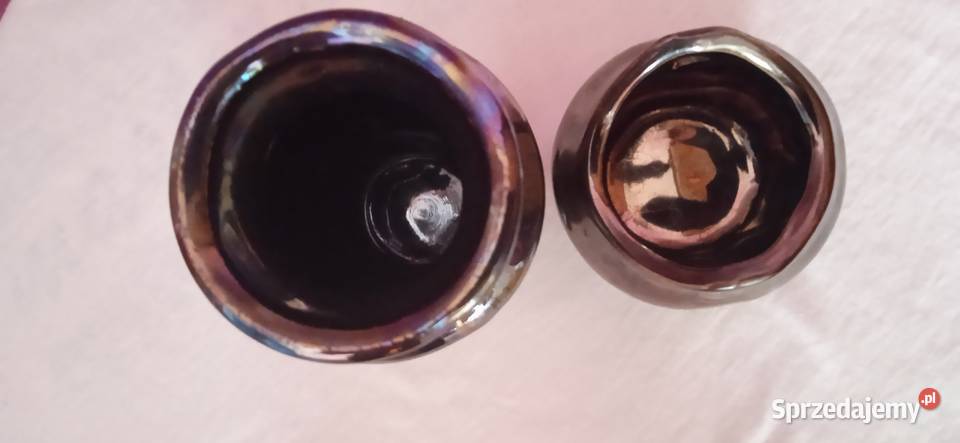Dwa ceramiczne wazoniki metalicznie szkliwione Koźminek