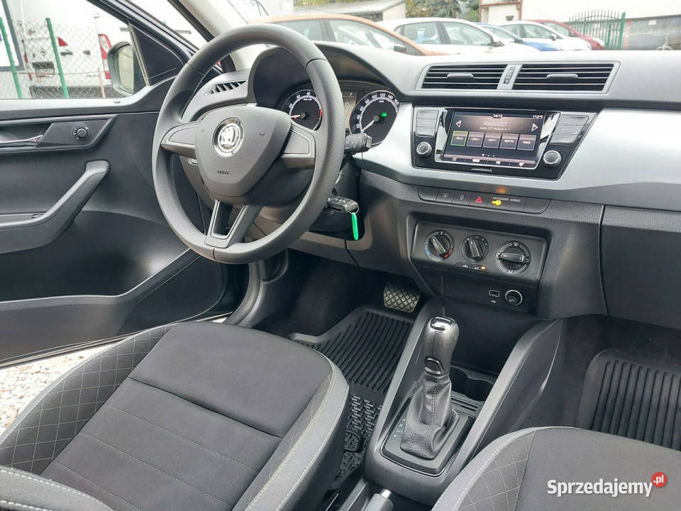 koda Fabia AUTOMAT Salon Polska 100 bezwypadkowa Škoda Warszawa