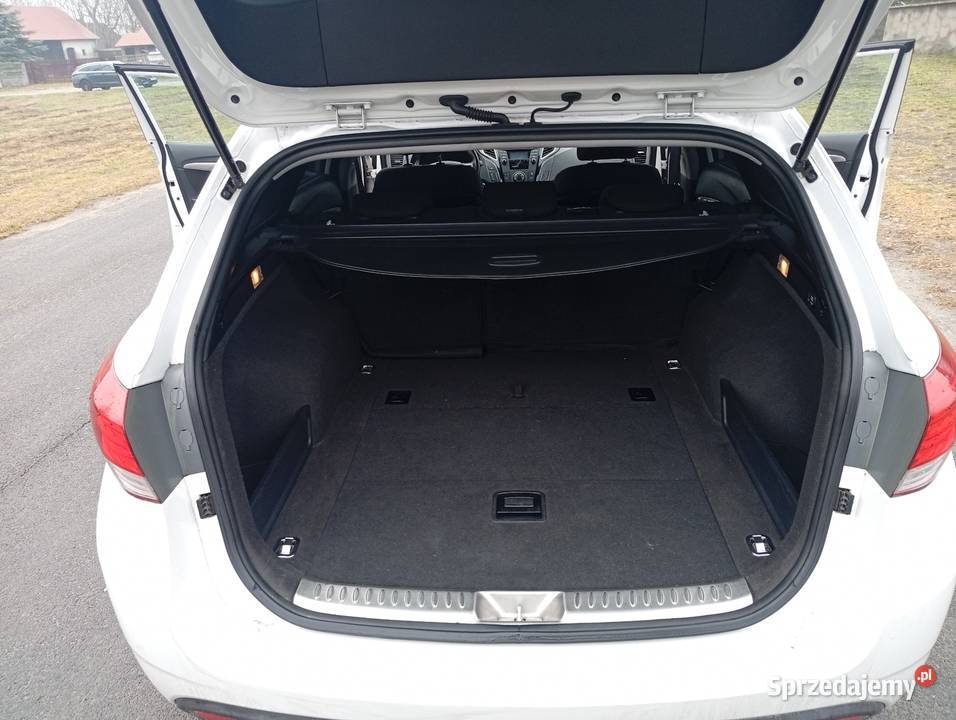 Hyundai i40 Bezwypadkowy Nowe opony Praszka