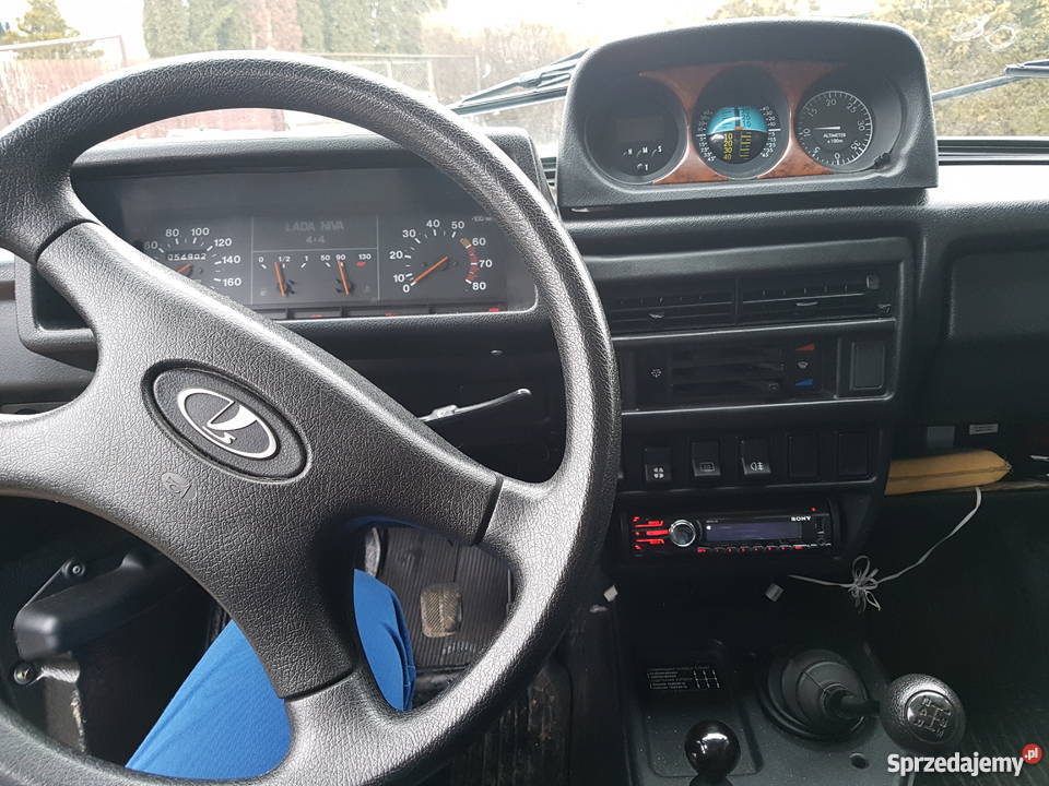 Śliczna niva Lada pachnie nowością nieuszkodzony Nasielsk