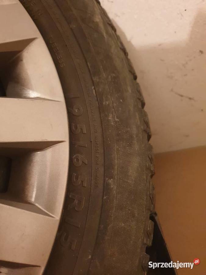 Koła felgi stalowe opony zimowe kołpaki 4 sztuki łódzkie Tuszyn