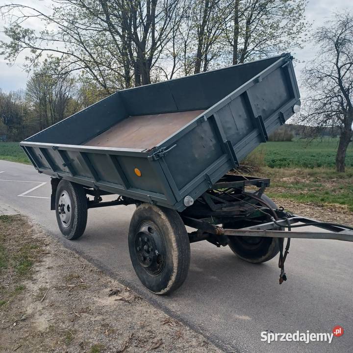 Przyczepa 4T wywrotka Przyczepy rolnicze lubelskie Piaski sprzedam