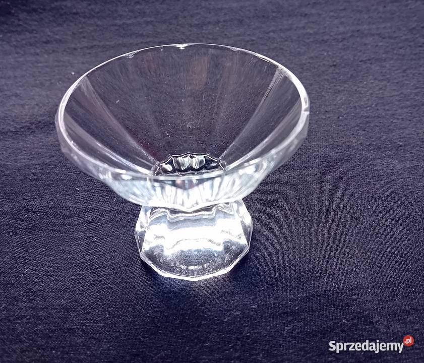Kryształowy kieliszek art deco wielokątny lata wielkopolskie Koźminek