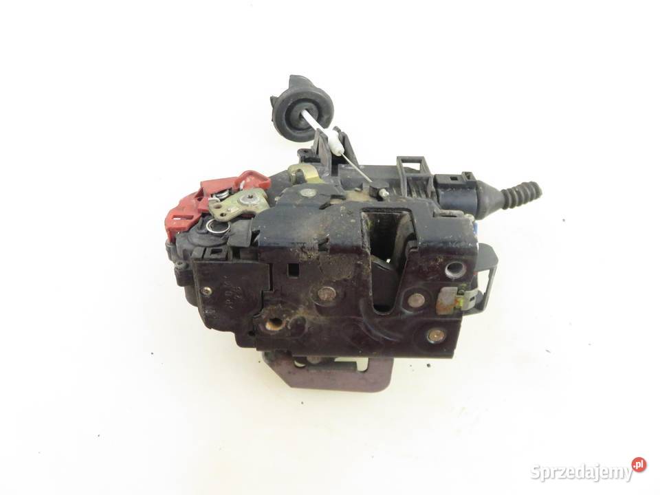 ZAMEK LEWY PRZEDNI AUDI A4 B6