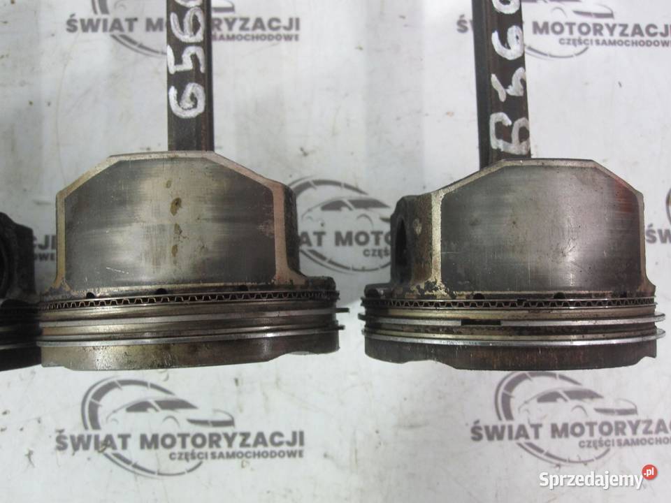 Hyundai i10 i20 G4LA 12B 14 B 10r tłok korbowód osobowe