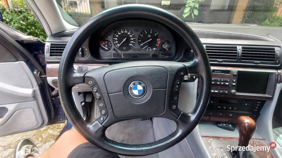 BMW 750i Piękny Klasyk Bolesławiec