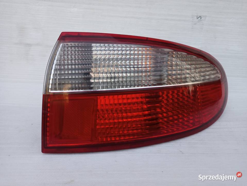 Daewoo Lanos hatchback lampa tył tylna prawa w Sieradz