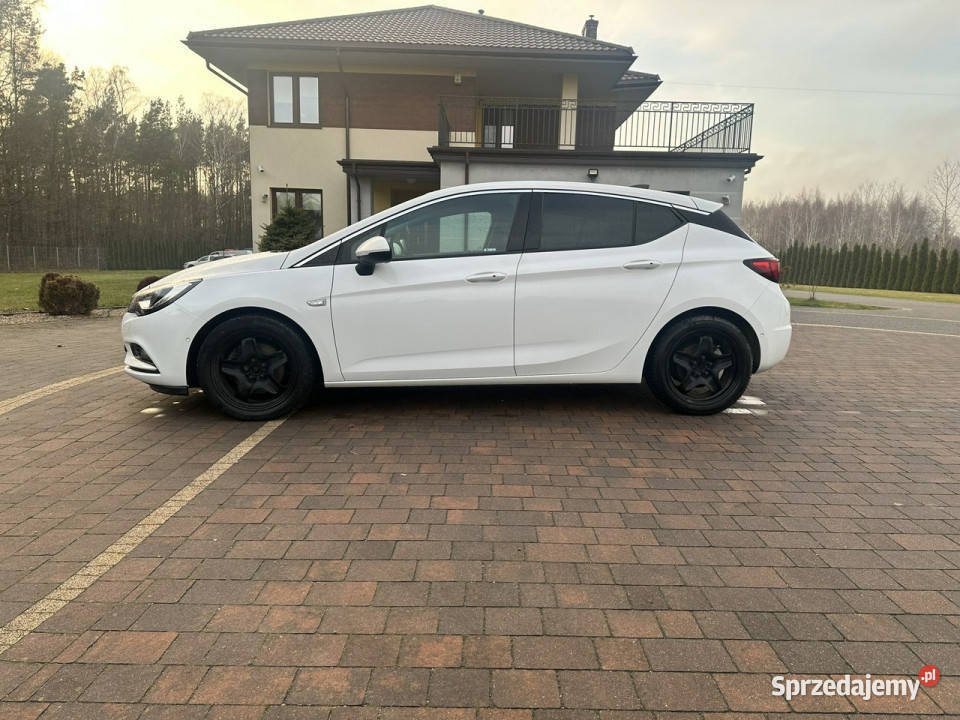 Opel Astra K 20152021 VAT marża Astra Lipówki