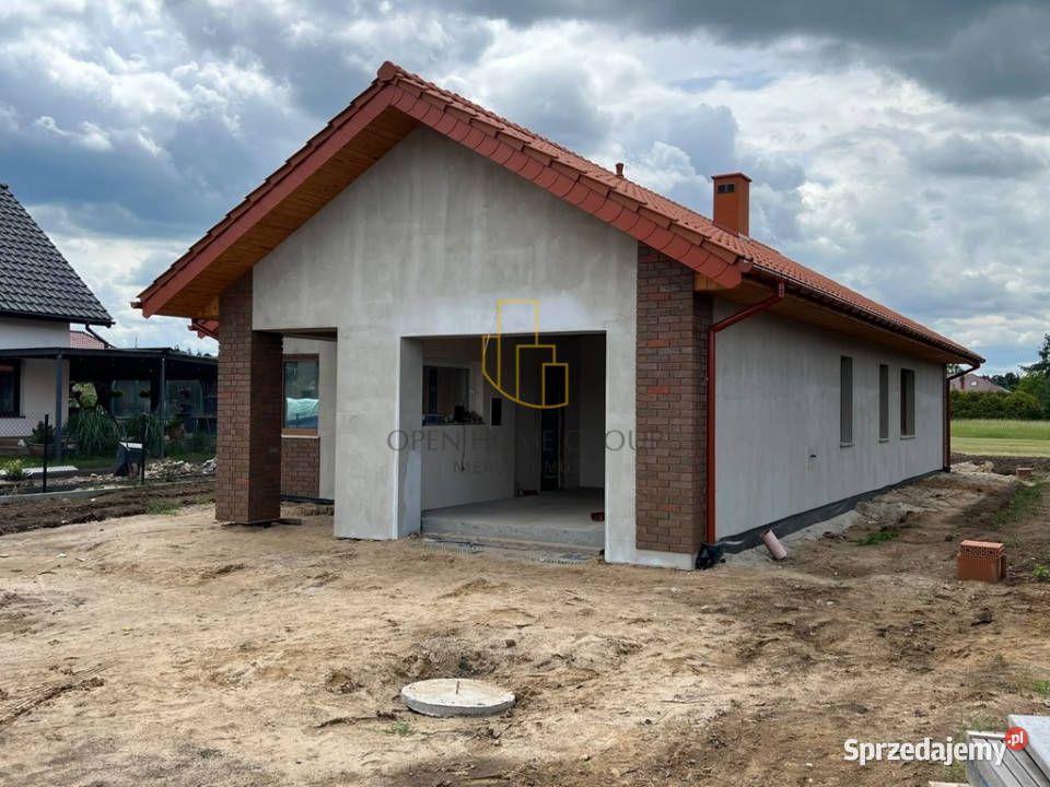 Dom wolnostojącyStan deweloperskigaraż5M Miękinia