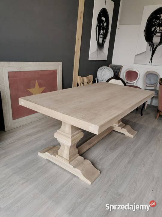 Stół dębowy na dwóch masywnych nogach