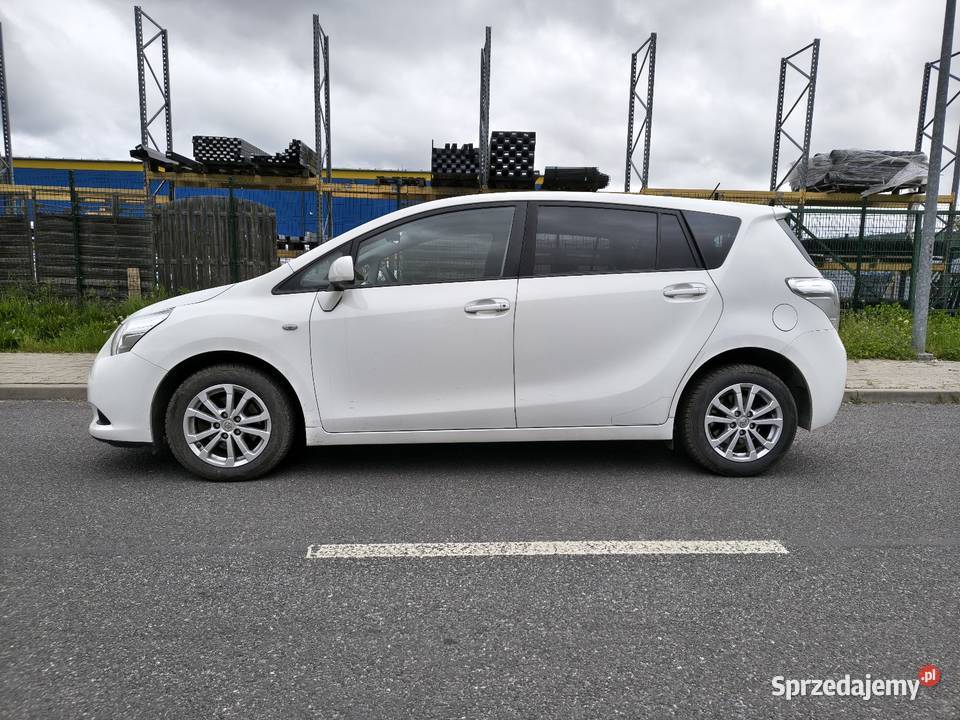 Toyota Verso 2012r 20 D4D manualna