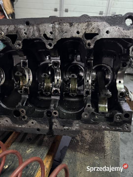 Wał korbowy silnik CJC audi a4b8 osobowe Blok silnika