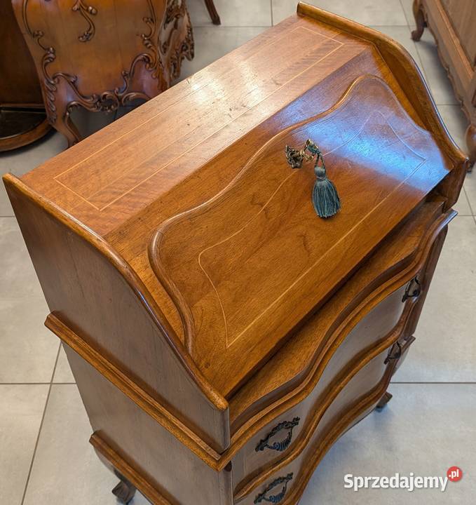 Nieduży sekretarzyk ludwikowskisklep Dąbrowa