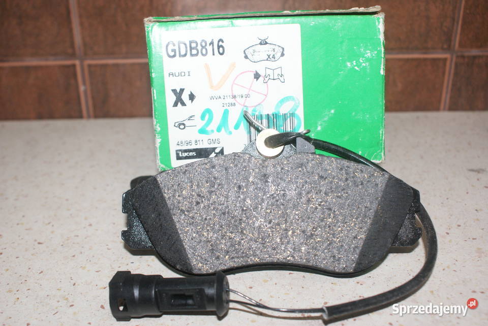 Klocek hamulcowy kpl przód AUDI 100 200 80 Białobrzegi sprzedam