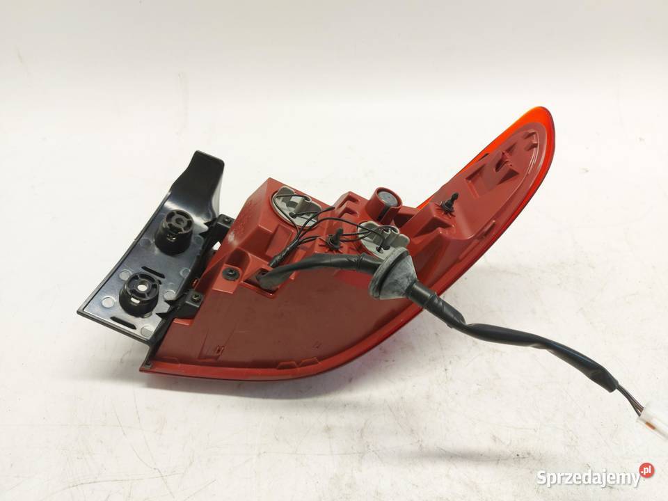 KIA STONIC Lampa tył lewy sprzedam