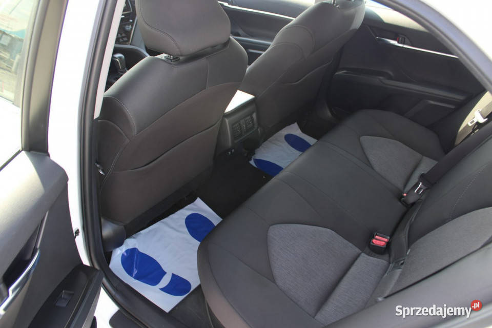 Toyota Camry 25 Hybrid eCTV Comfort Fvat Kamera Rok produkcji 2022 sprzedam
