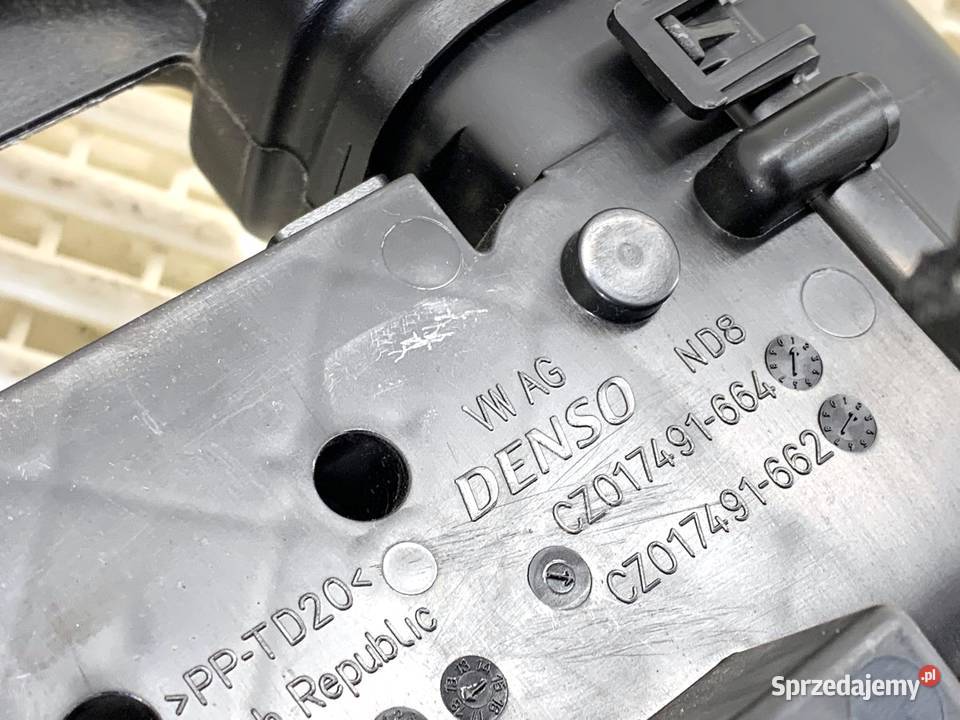 NAGRZEWNICA TYŁ AUDI Q8 SUV KOMBAJN OGRZEWANIA Części samochodowe