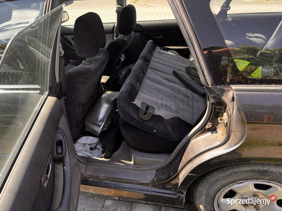 Subaru legacy 20 benzyna Turek
