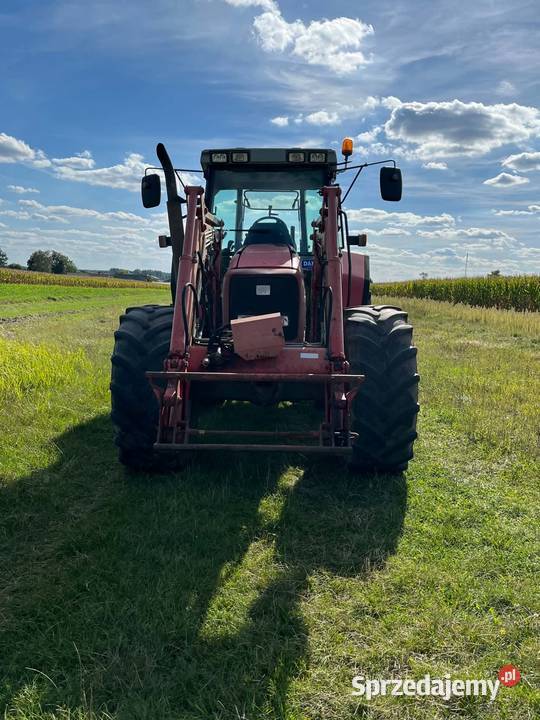 Massey Ferguson 6280 z ładowaczem pneumatyka John Deere Koniecpol
