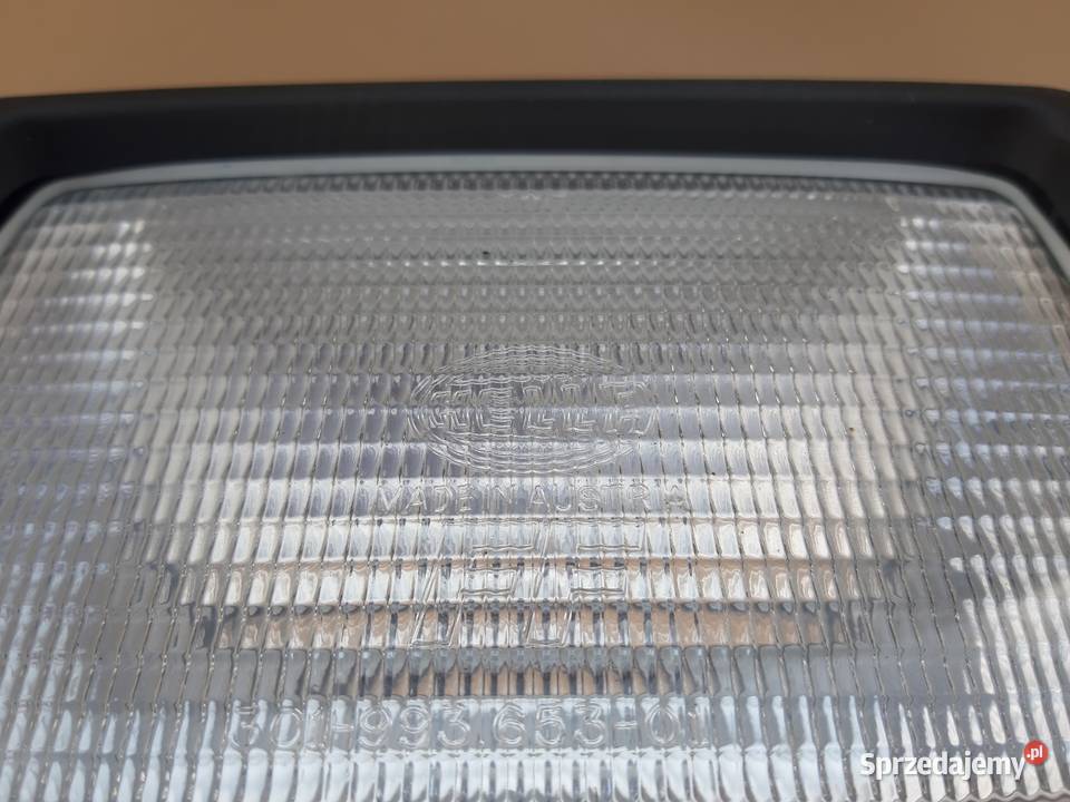 HALOGEN REFLEKTOR HELLA LAMPA ZE WSPORNIKIEM Trzciel