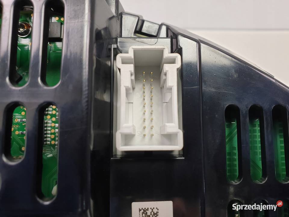 Mercedes C207 A207 W207 30 V6 CDI LICZNIK ZEGARY Rudka