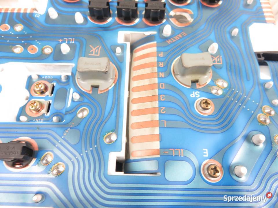 LICZNIK SPACE WAGON III 24 GDI MR489727 Motoryzacja sprzedam