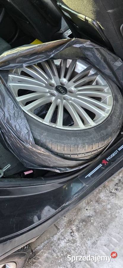Komplet Alufelg 17 Audi Samochodowe podkarpackie Przemyśl