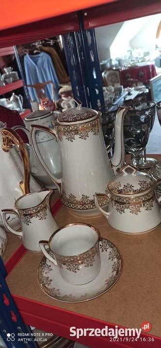 Talerzyk deserowy C T Biało złoty Gdańsk sprzedam