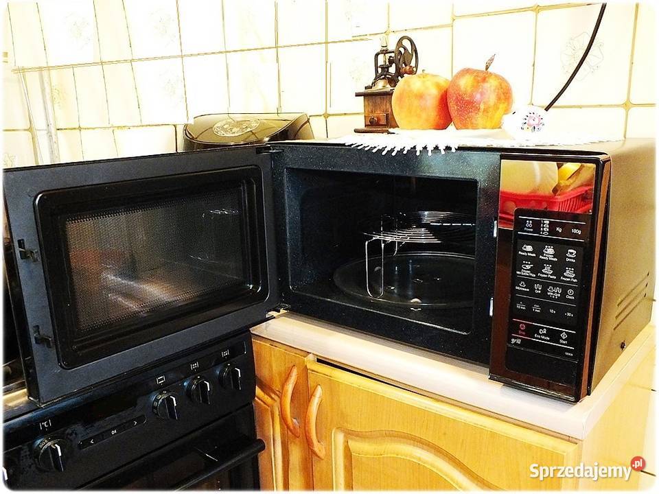 Kuchenka mikrofalowa Samsung GE83X 23L 800W z Żary