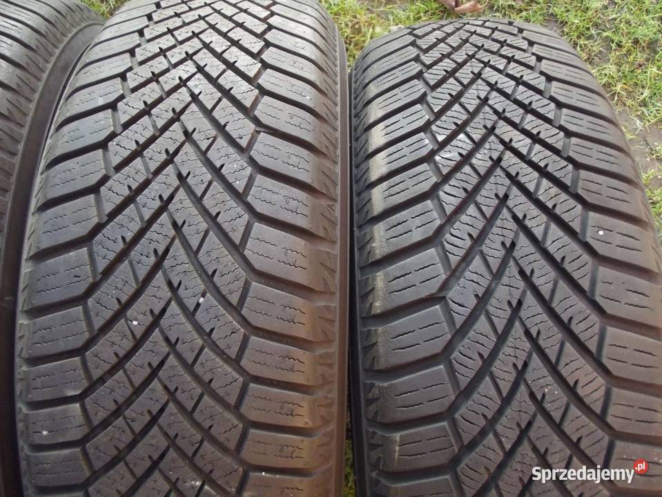 Opony 4Yokohama BluEarth Winter V906 18560 R15 z