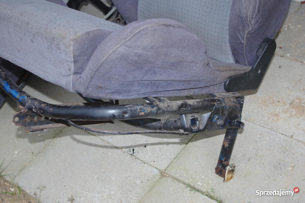 GARBUS fotele RECARO na piramidki Radziejowice sprzedam