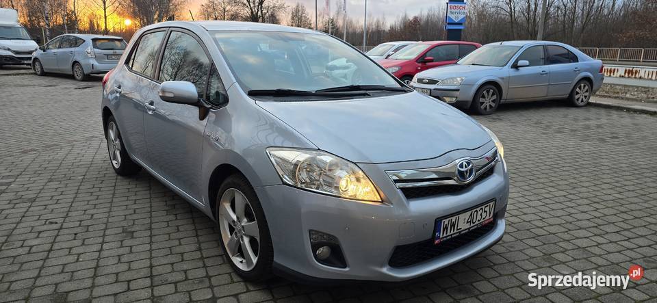 Toyota Auris 18 Hybrid Executive gniazdo SD Kobyłka sprzedam