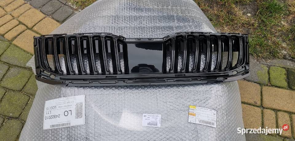 Gril Atrapa chłodnicy Skoda Octavia III LIFT Zduńska Wola