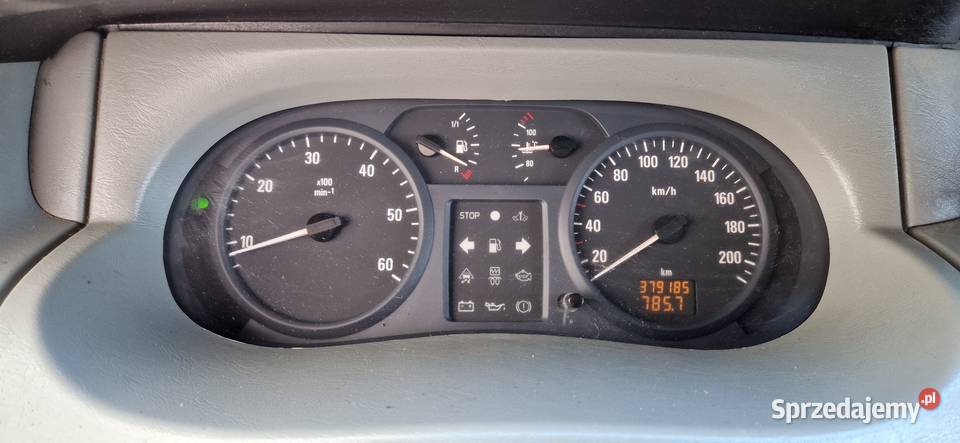 Opel VIVARO 19DTI 102 Vat1 3 Osobowy Zadbany nieuszkodzony sprzedam