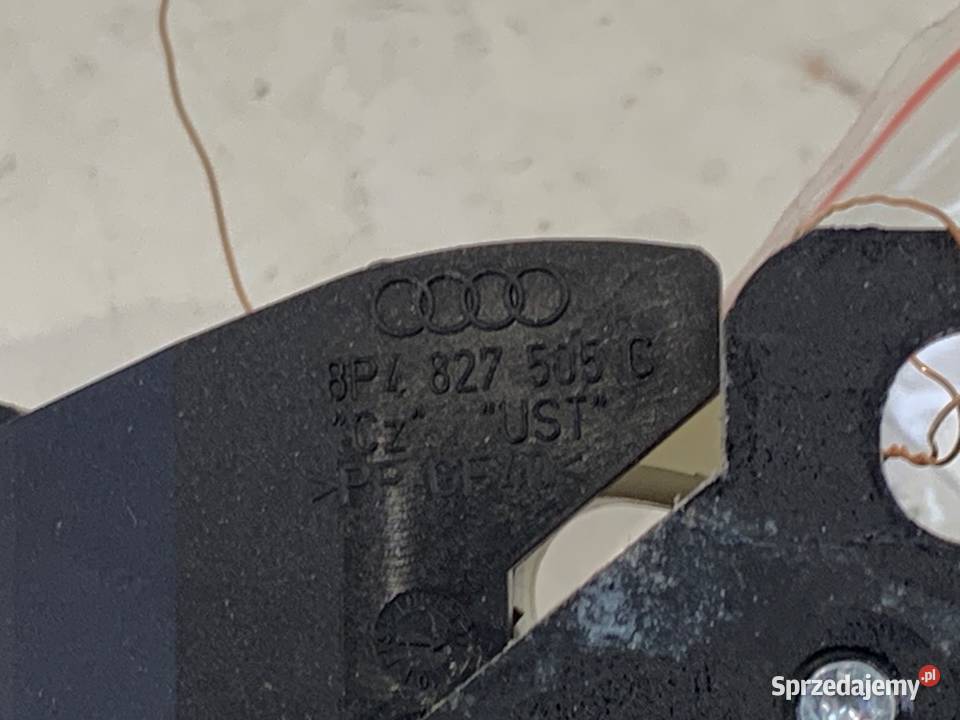 ZAMEK KLAPY TYŁ AUDI A4 B7 Kombi 8P4827505C 0408
