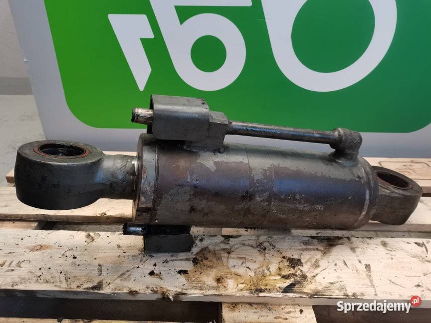 Neuson 6002 Siłownik pługa