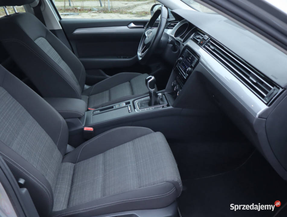 VW Passat 15 TSI Łódź
