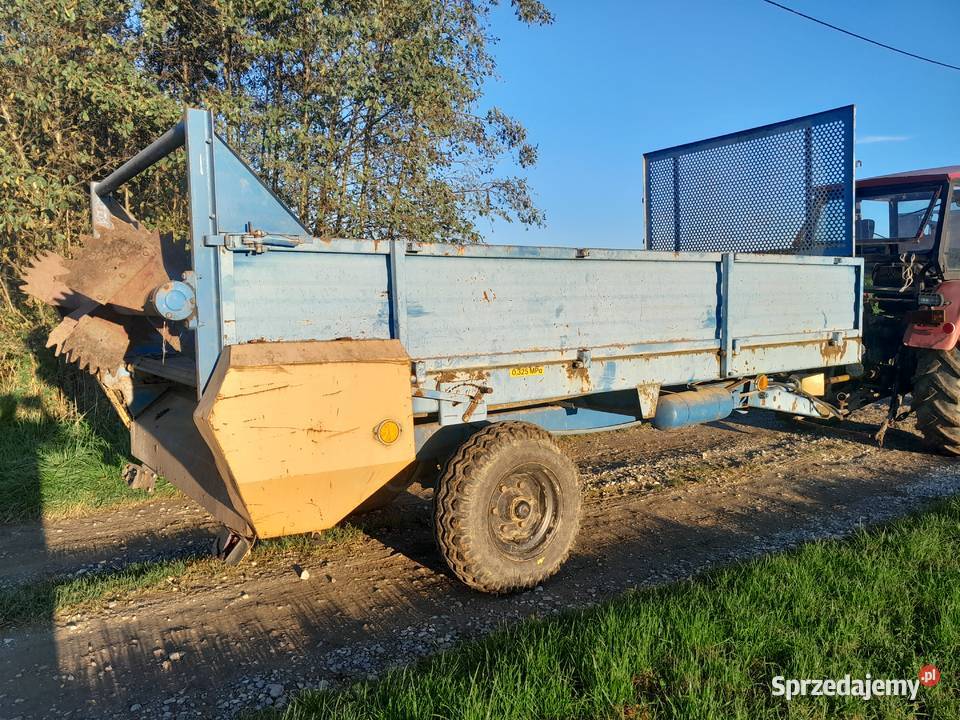 Rorzutnik 35 t Rozrzutniki obornika Uszew sprzedam