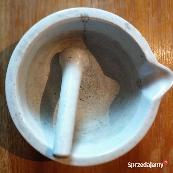 Stary możdzierz porcelanowy sygnowany z Gliwice