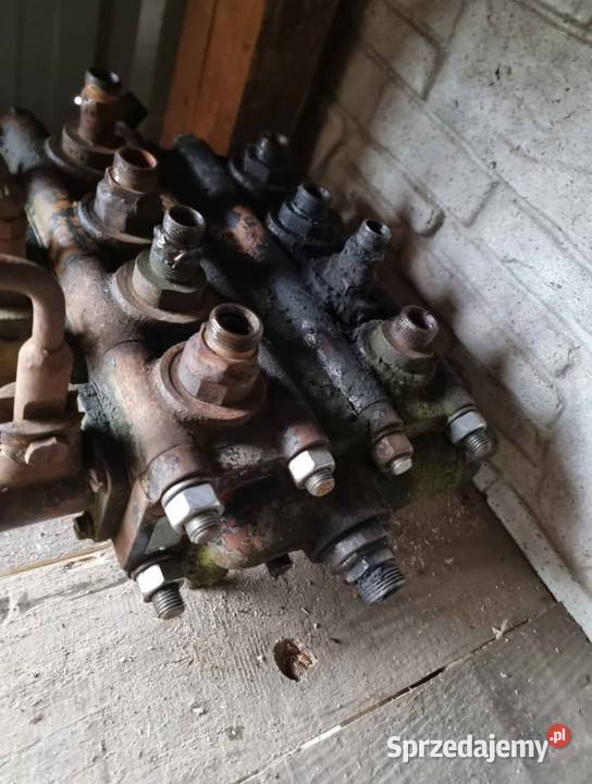 Rozdzielacz hydrauliczny 4 sekcyjny mazowieckie Stare Litewniki sprzedam