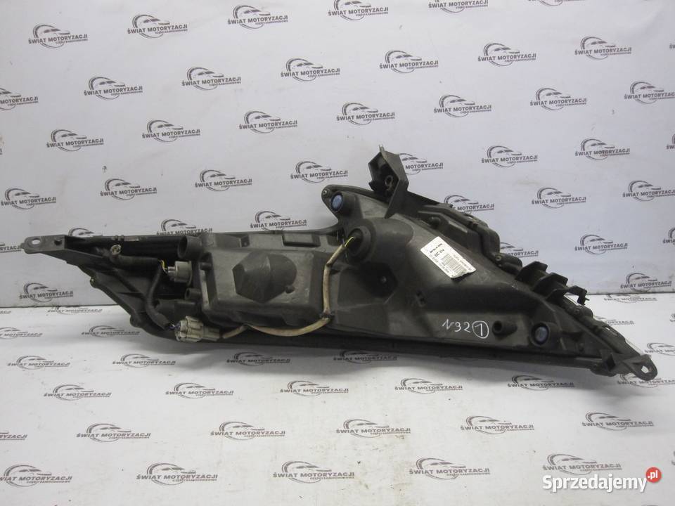 NISSAN JUKE I LIFT 15r lampa LED prawa przód osobowe Części samochodowe Kielce