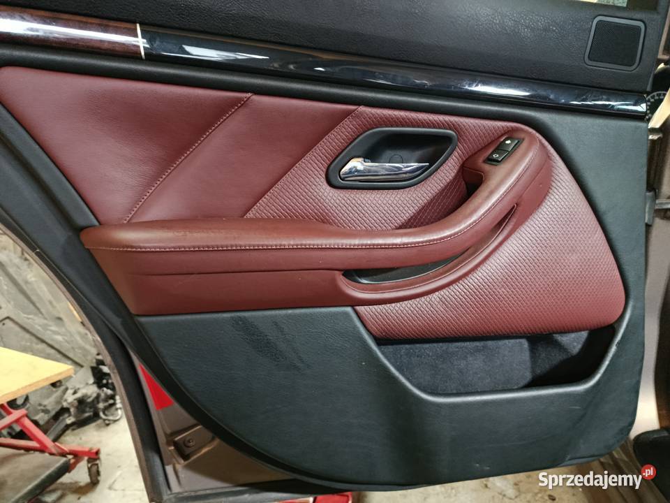 BMW E39 530i siedzenia boczki środek bagażnik Warszawa
