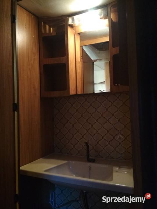 Duża przyczepa kempingowa Knaus na działkę KNAUS lubelskie