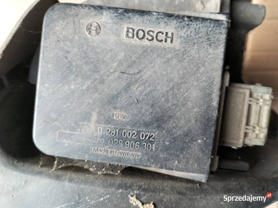 OBUDOWA FILTRA PRZEPŁYWOMIERZ POWIETRZA AUDI