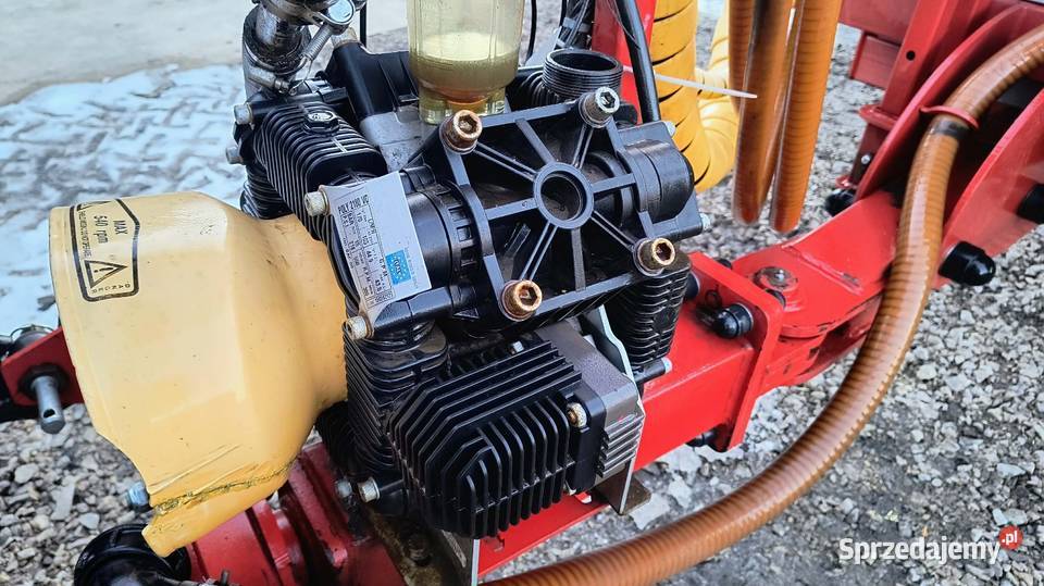 Opryskiwacz biardzki 2200l