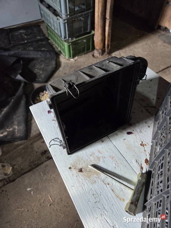 Audi 100 c3 5000 23 obudowa filtra powietrza