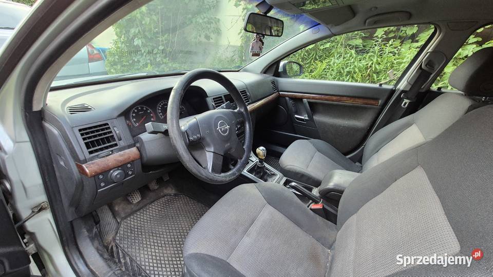 Opel Vectra C 18 LPG 122 uszkodzona odpala do Starachowice