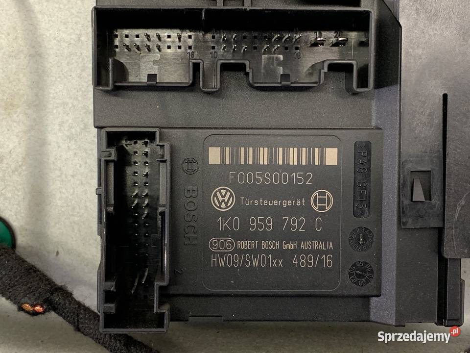 PODNOŚNIK SZYBY PRAWY PRZÓD VW TOURAN 1K0959792C sprzedam