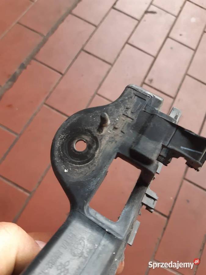Uchwyt lampy prawej hyundai I20 20122015r osobowe Częstochowa