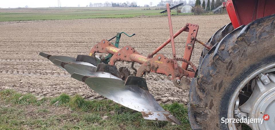 Pług trzyskibowy zagonowy kverneland stan Stara Huta
